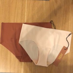**NWT** Girlfriend Collective Panties x2 Size S